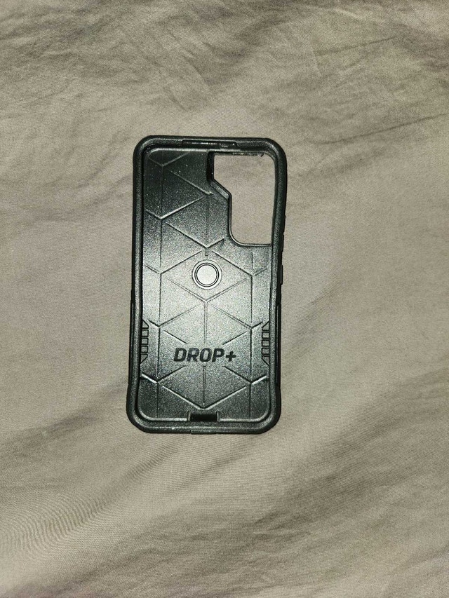Samsung S22 Otterbox Case - photo 4