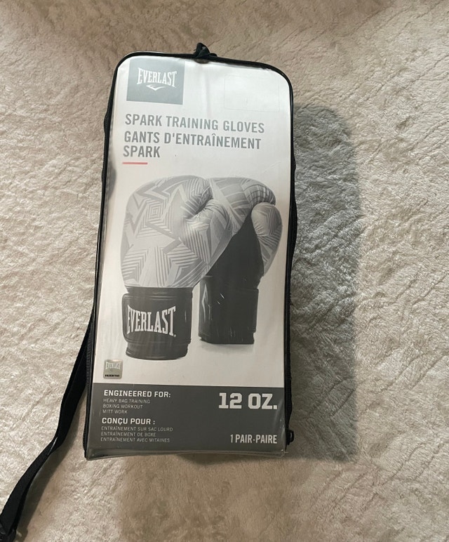 Everlast Boxing Gloves - photo 2