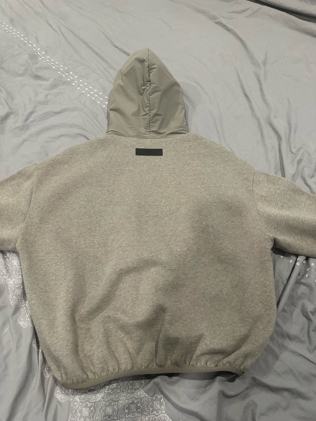 Unisex Essentials Hoodie - photo 2