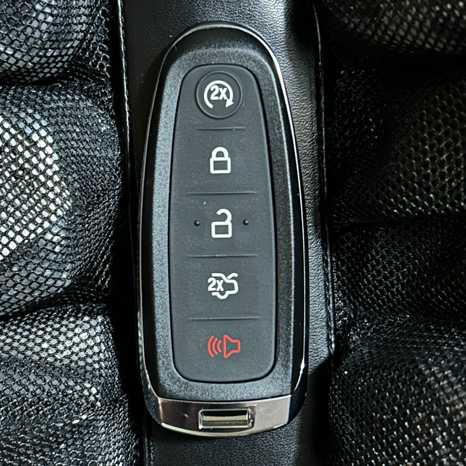 Ford Escape Focus C-Max Titanium Smart Key Remote - Push Start