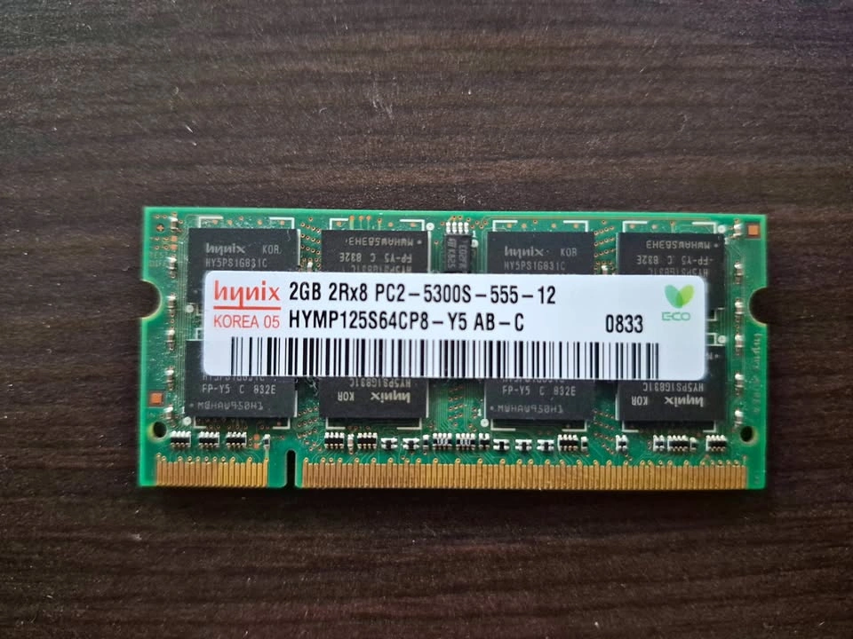Hynix 2GB DDR2 SODIMM Laptop RAM (667MHz)