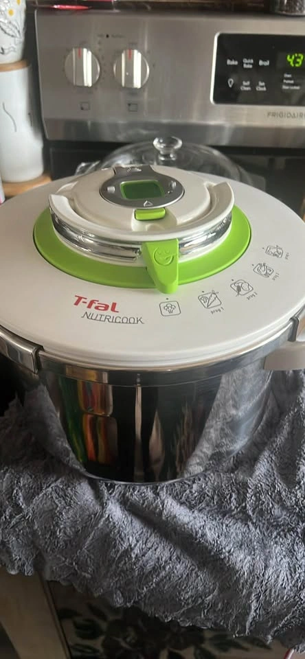 Pressure Cooker - photo 2