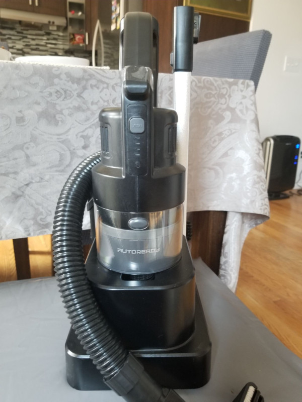 AutoReady Cordless Portable Vacuum