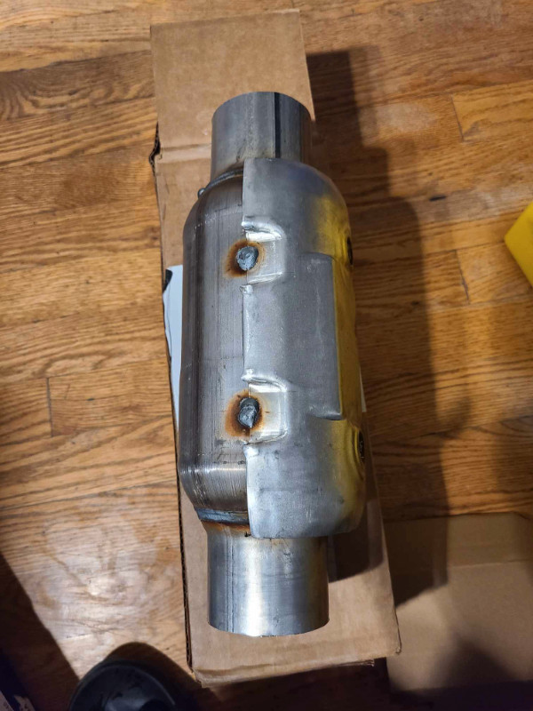 Brand New Catalytic Converter