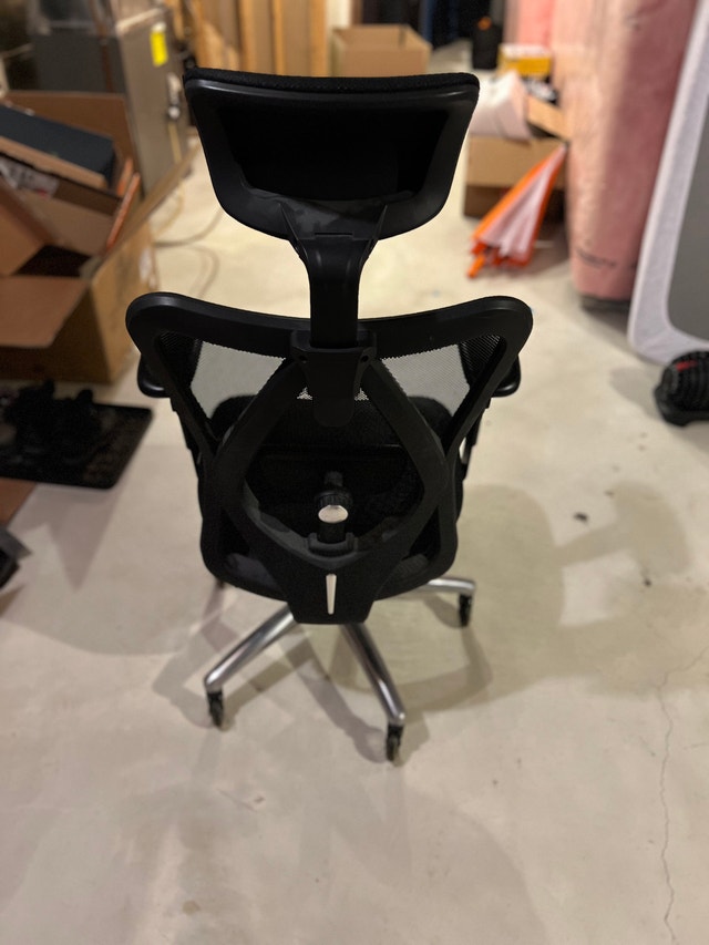Duramont Ergonomic Mesh Office Chair with Rollerblade Wheels & 4 - photo 3
