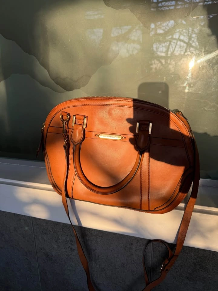 Authentic Burberry Small Orchard Bag - photo 3