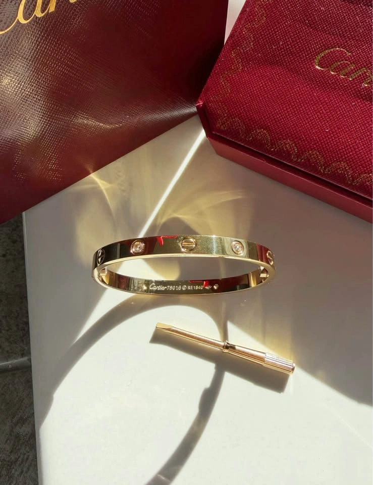 Cartier Love Bracelet - photo 2