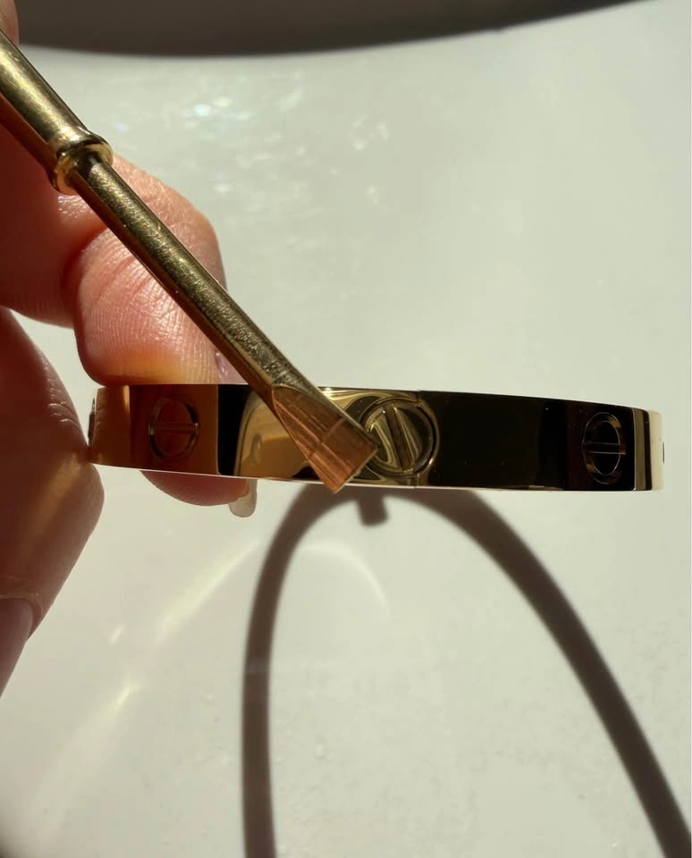 Cartier Love Bracelet - photo 5