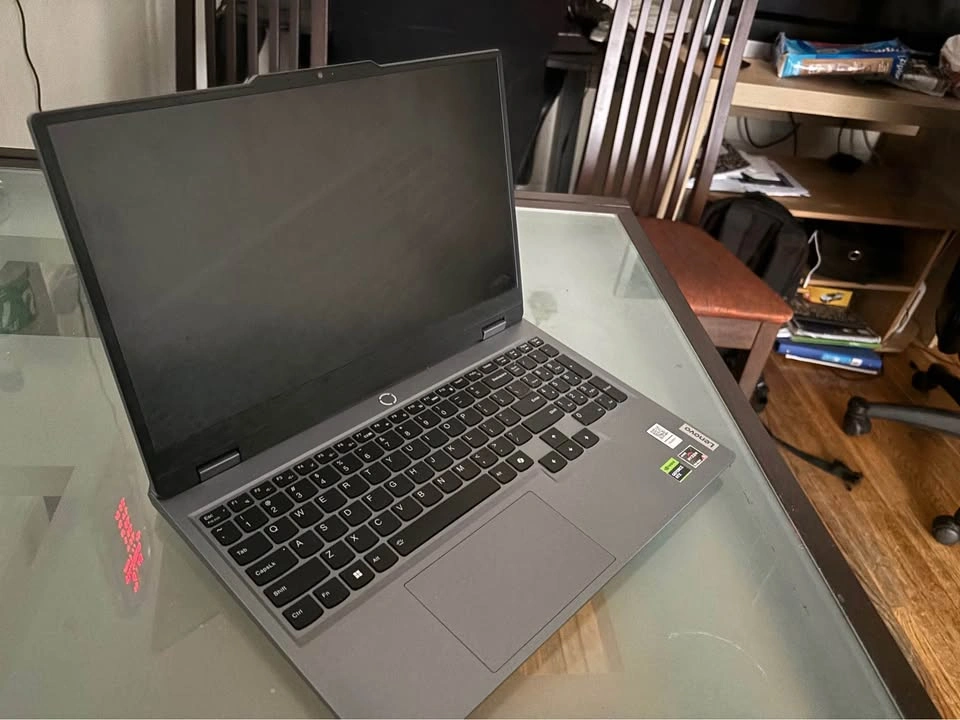 Lenovo LOQ Gaming Laptop (RTX 4050) - Used - photo 3