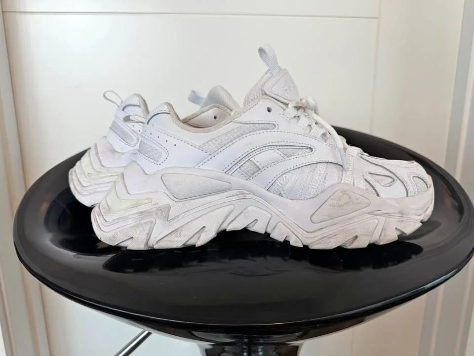 Fila Chunky Sneakers in White
