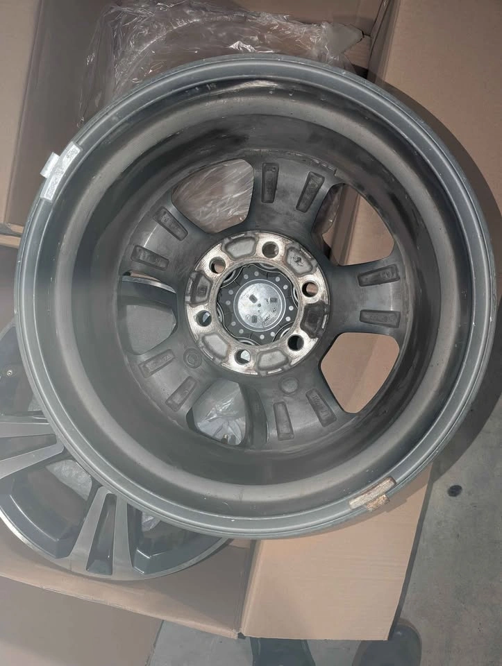 2018 Toyota Tacoma Rims - 17 inch - photo 5