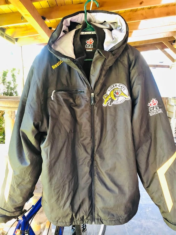 Reebok CFL Hamilton Tiger Cats Hoodie Shell & Zip Liner - Large