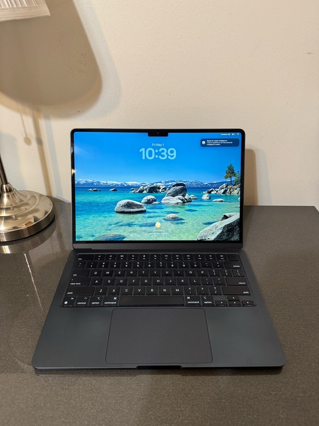 2022 M2 MacBook Air 89% Battery