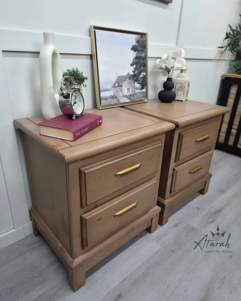 Warm Wood Nightstands – Timeless, Professionally Refinished Pair - photo 2
