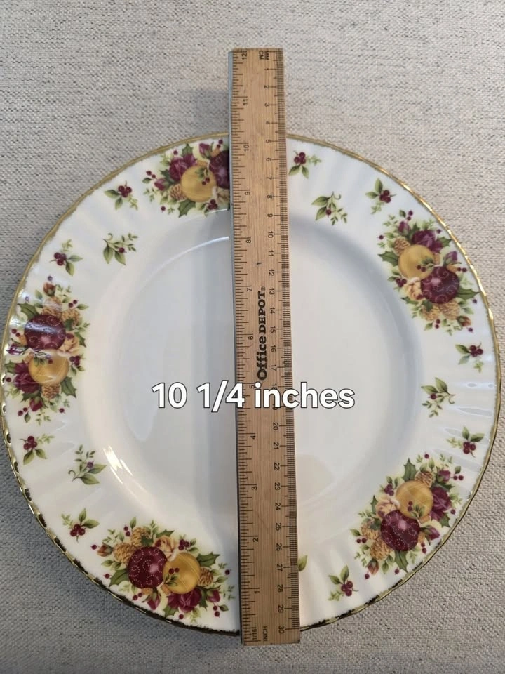 Royal Albert Old Country Roses Dinner Plate (10 1/4") - photo 4