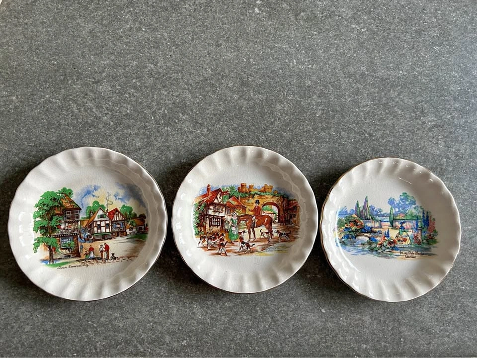 Vintage Sandland Ware Decorative Plates Set of 3