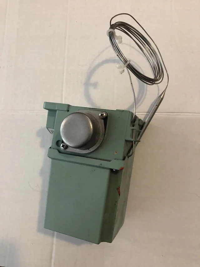 DigiTrace line sensing thermostat amc-2b-2 image indicator(2)