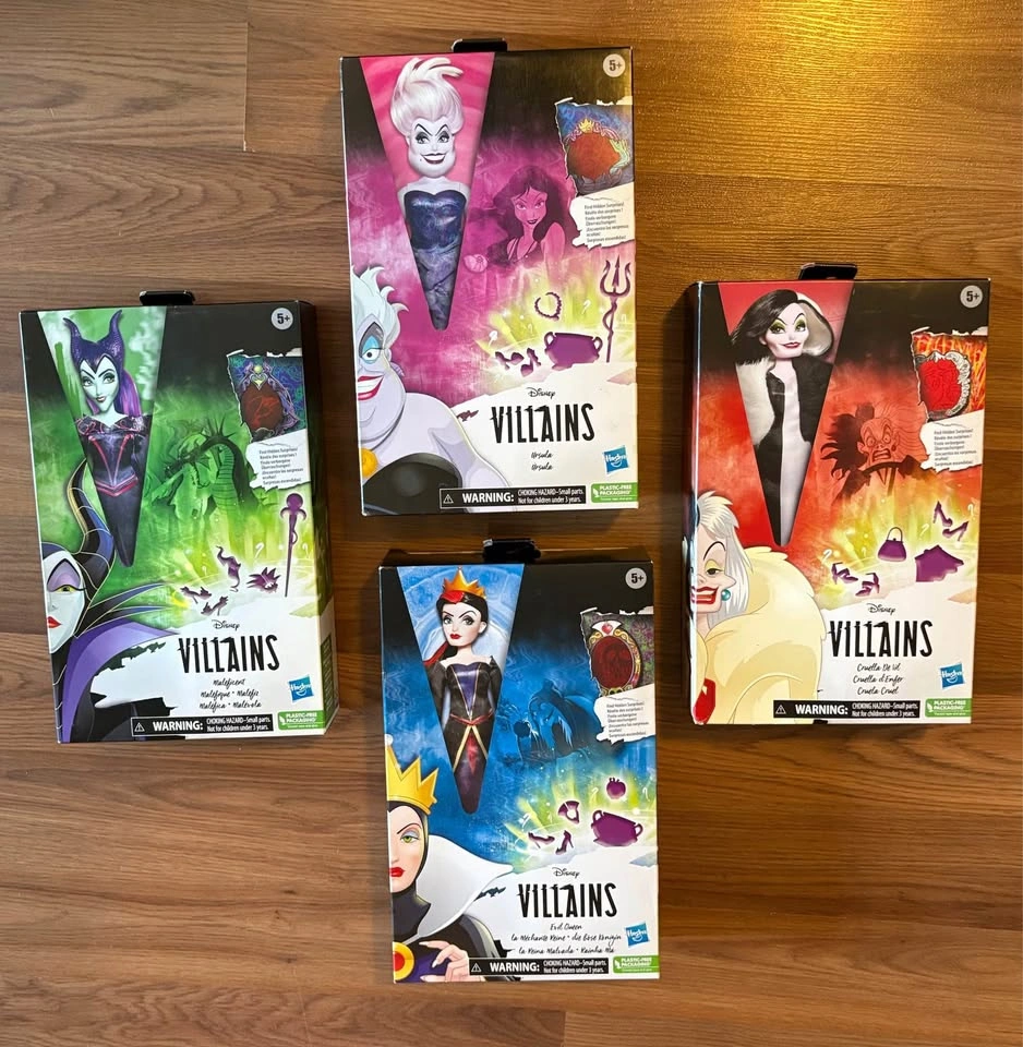 Disney Villains Dolls - Set of 4 (New in Box)