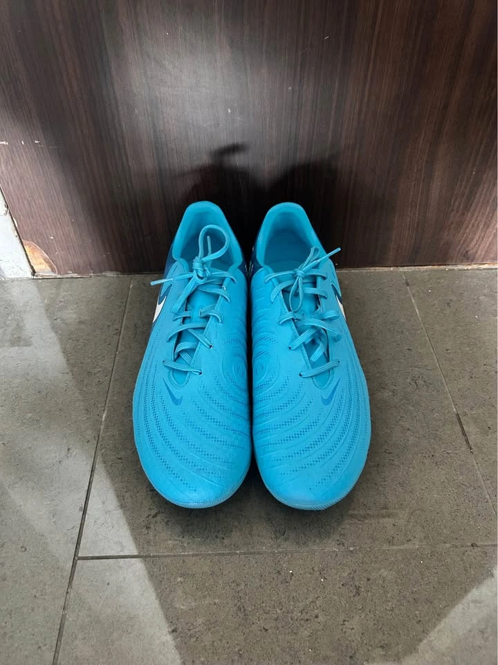Nike Phantom GX AG Soccer Cleats – Size 9 - photo 2