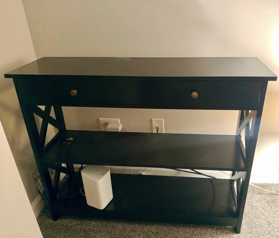 Elegant Console Table - Useful & Modern - photo 2