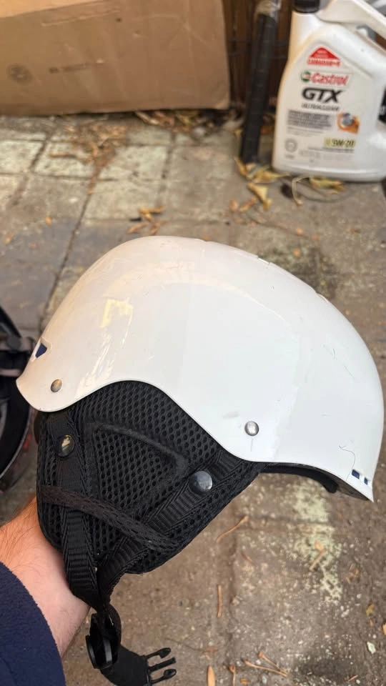 Ski Helmet S, XS - $20 each; Goggles M - $25 - photo 3