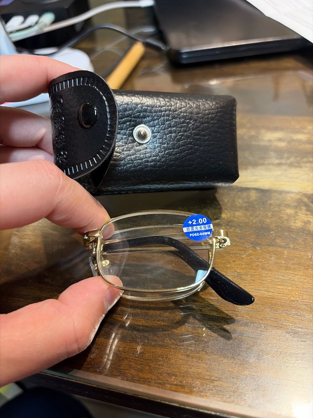 Folding Reading Glasses +2.00 Magnification