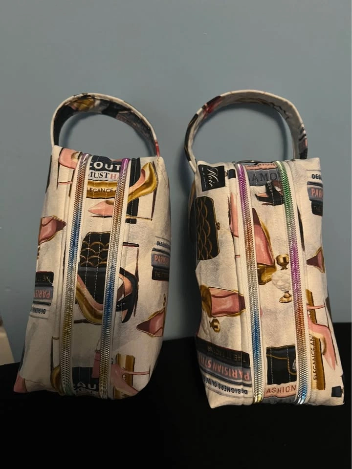 Glamorous Double Zipper Diaper Wipe Bag - photo 4