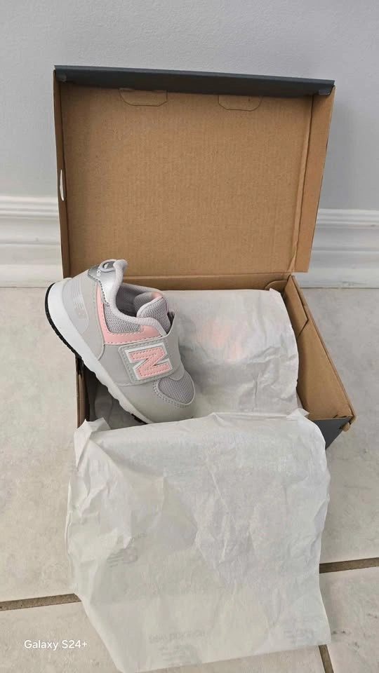 Brand New New Balance 574 Kids Shoes - photo 3