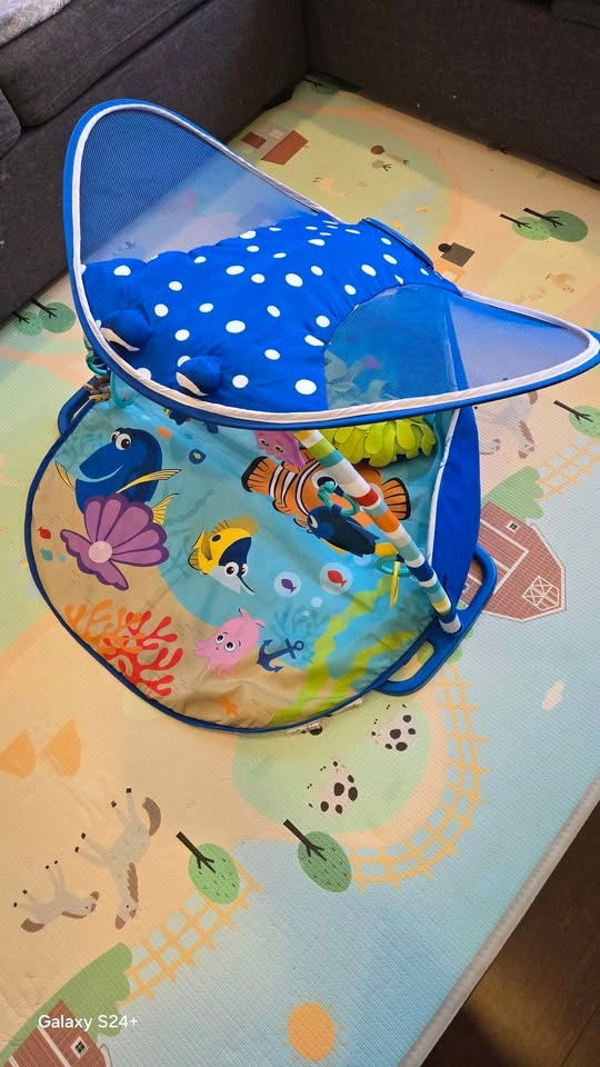 Disney Baby Finding Nemo Mr. Ray Ocean Lights Activity Gym - photo 2