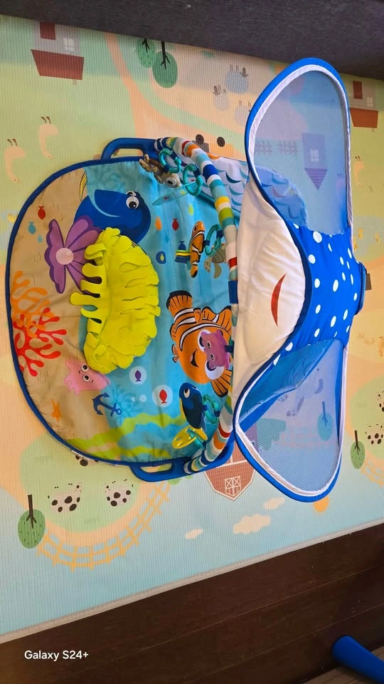 Disney Baby Finding Nemo Mr. Ray Ocean Lights Activity Gym - photo 4