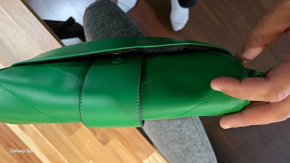 Brand New True Religion Green Quilted Crossbody Bag - photo 4