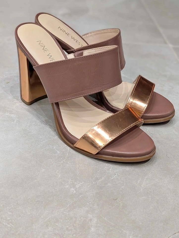 Nine West Mauve Block Heel Sandals Rose Gold Strap Size 6M