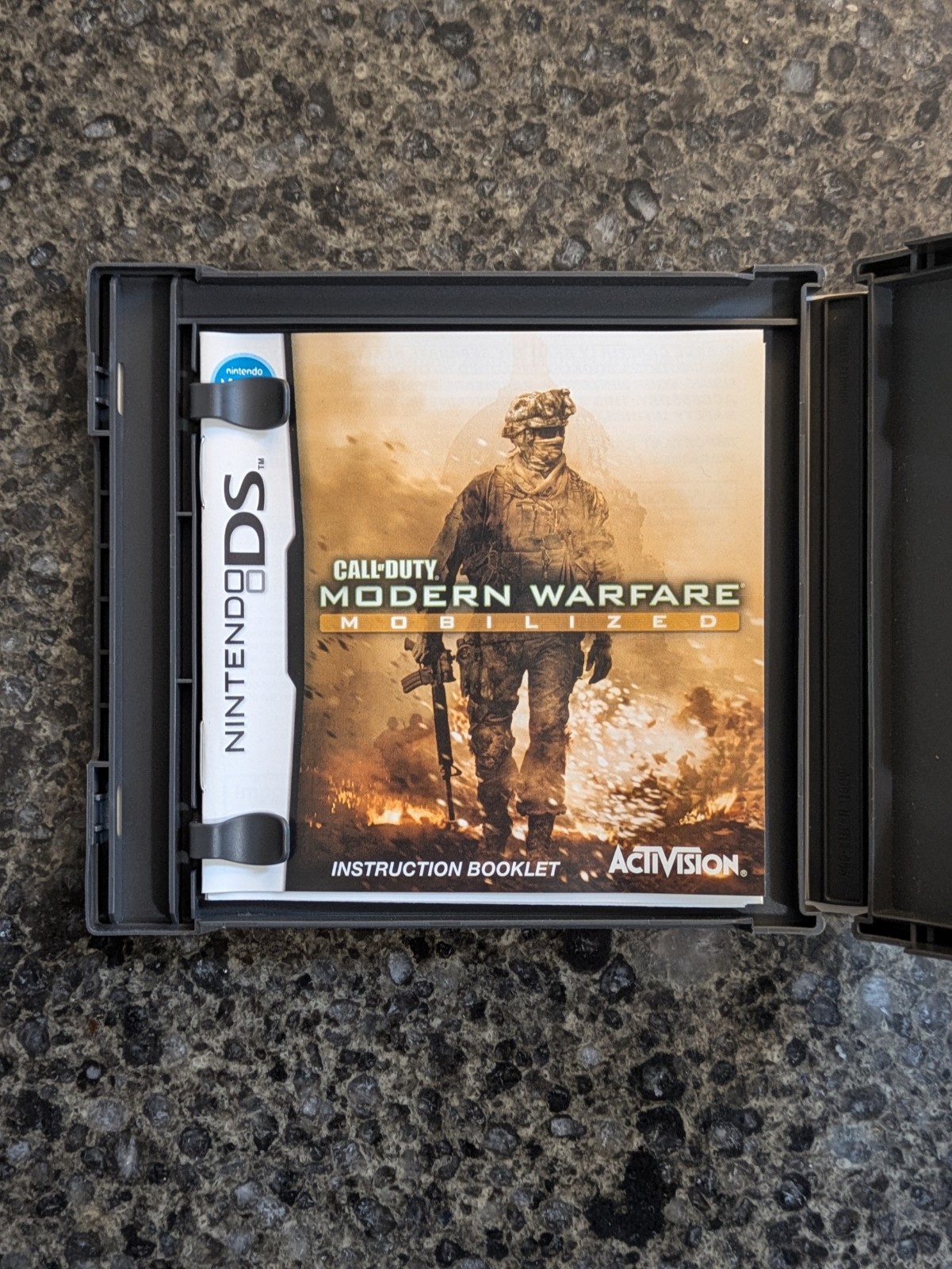 Call of Duty: Modern Warfare - Mobilized (Nintendo DS, 2009) CIB - photo 3