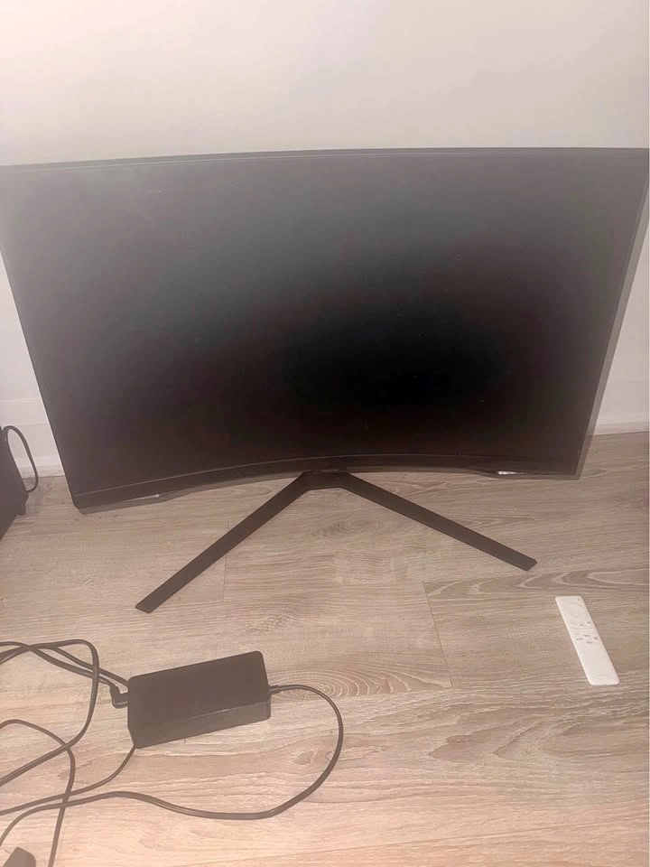 Samsung Odyssey G6 27" QHD 240Hz Gaming Monitor