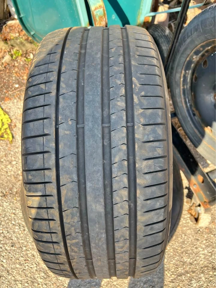 4 Pirelli P Zero Tires - 2021 Tesla Model S Plaid (Staggered)