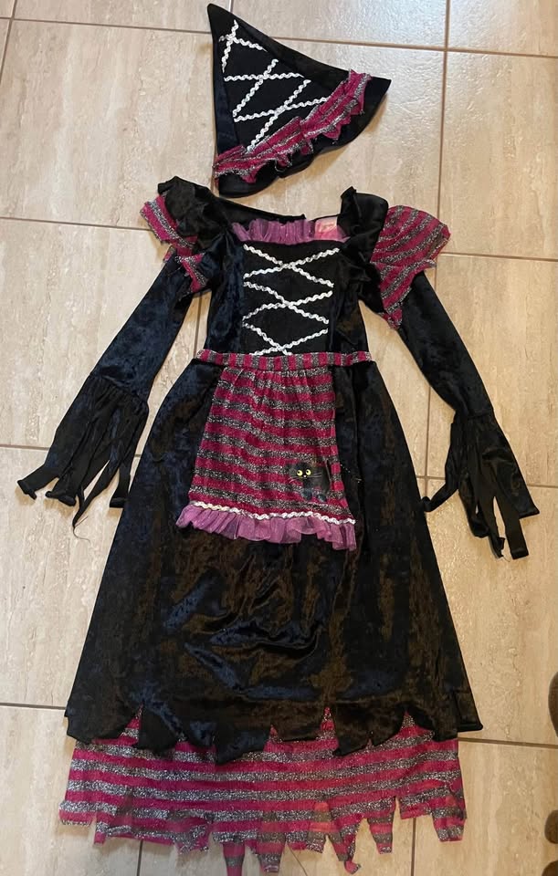 Witch Halloween costumes - photo 2