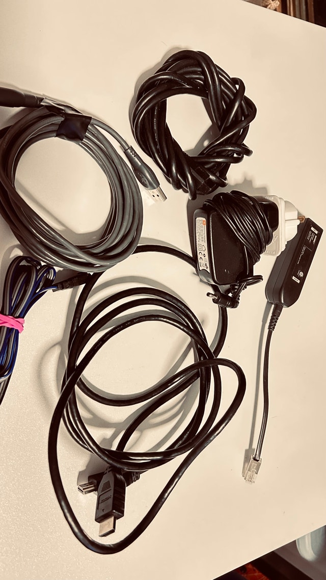Mixed Cables & Adapters Bundle – HDMI, USB Extension