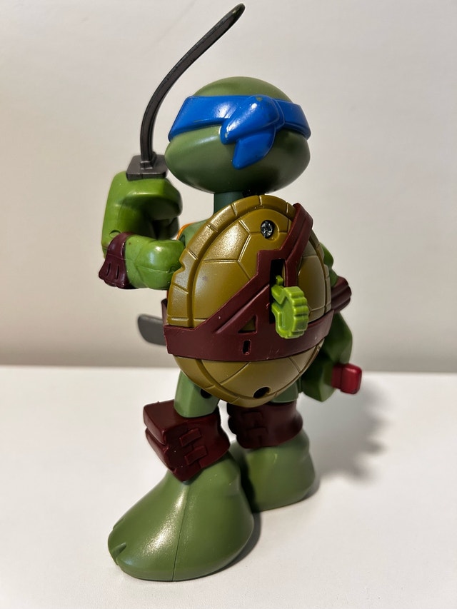 Teenage Mutant Ninja Turtle Leonardo - photo 2