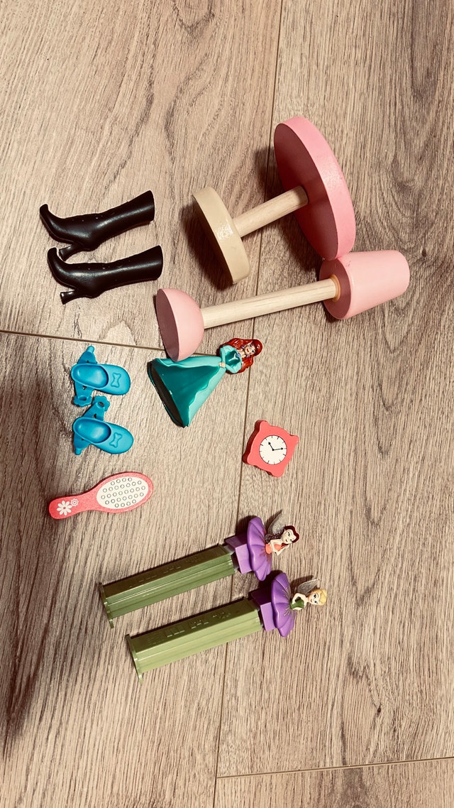 Mixed Toy Lot – Disney Princess Figures, PEZ Dispensers & Doll A