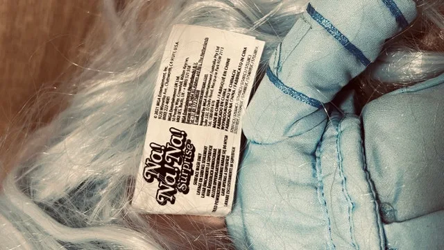 Na! Na! Na! Surprise Doll – MGA Entertainment – Blue Hair Fashio - photo 2