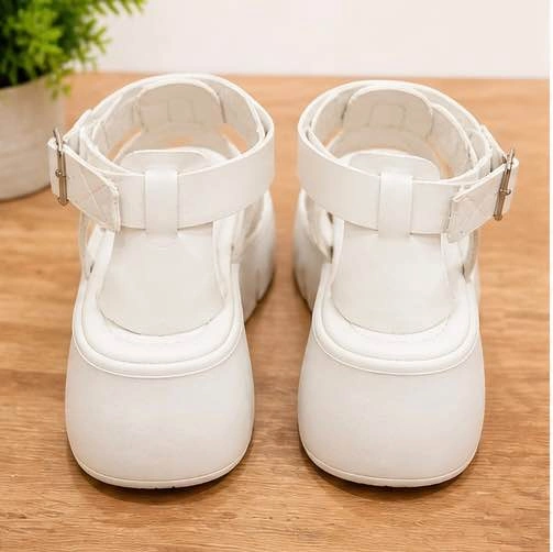 White Platform Sandals – Size 7.5/8 - photo 3