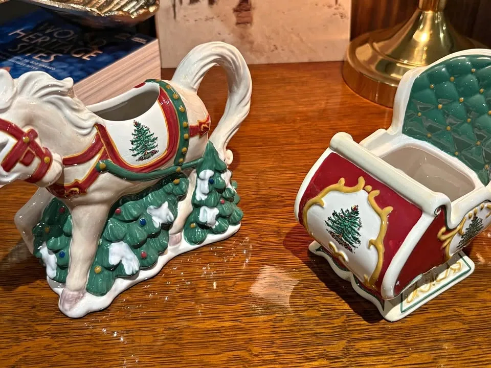 Spode Christmas Ceramic Cream & Sugar Horse Sleigh Set