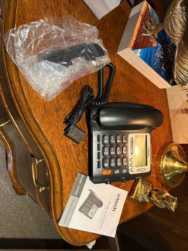V Tech Large Button Phone with Answering Machine - photo 3