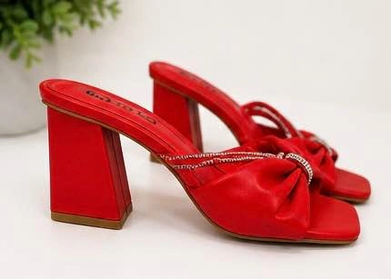 Red Statement Bow Heels – Size 7.5/8 - photo 3