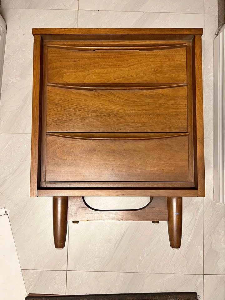 Mid-Century Modern (MCM) Walnut Nightstand