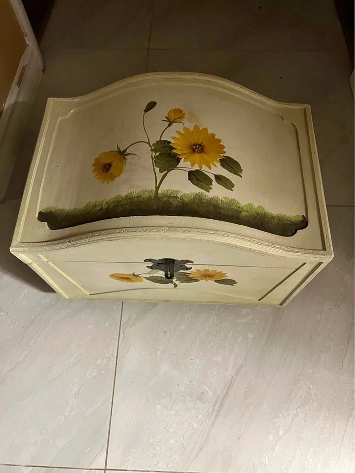 Storage chest