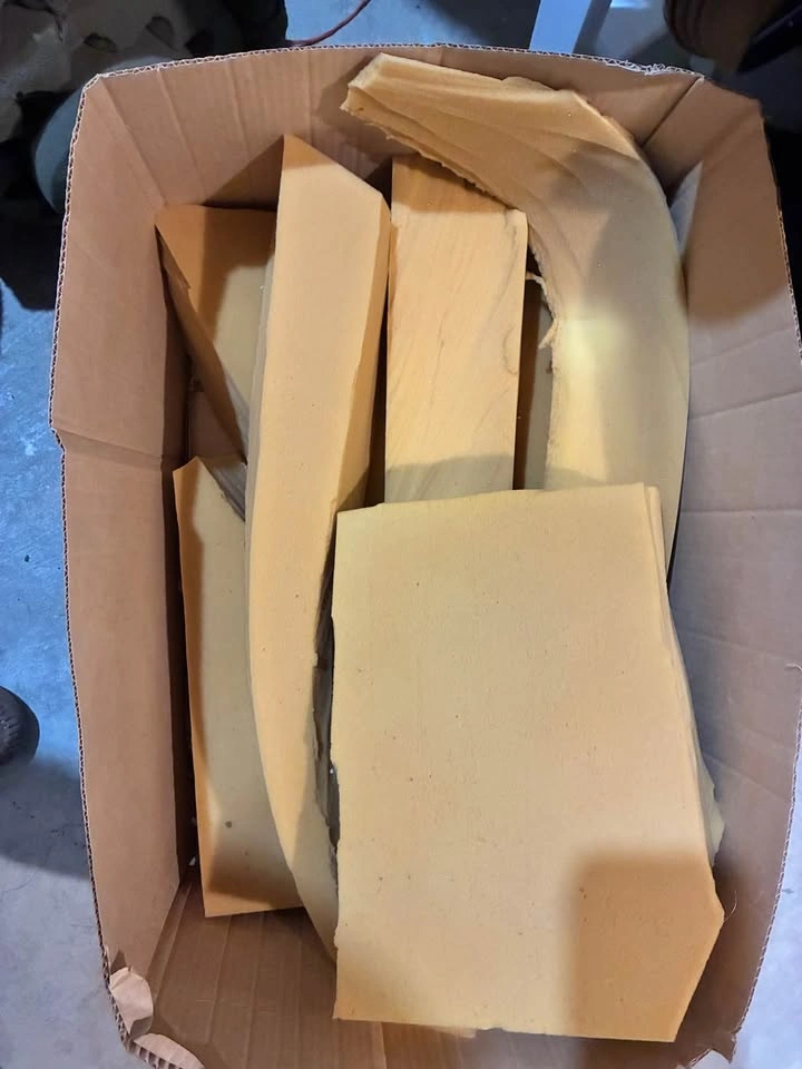 Large Green Foam Cylinders & Yellow Foam Scraps - photo 3