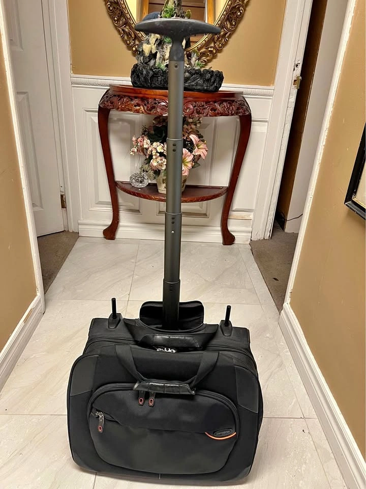Samsonite Wheeled Duffle Bag
