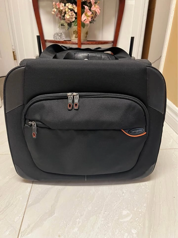 Samsonite Wheeled Duffle Bag - photo 2