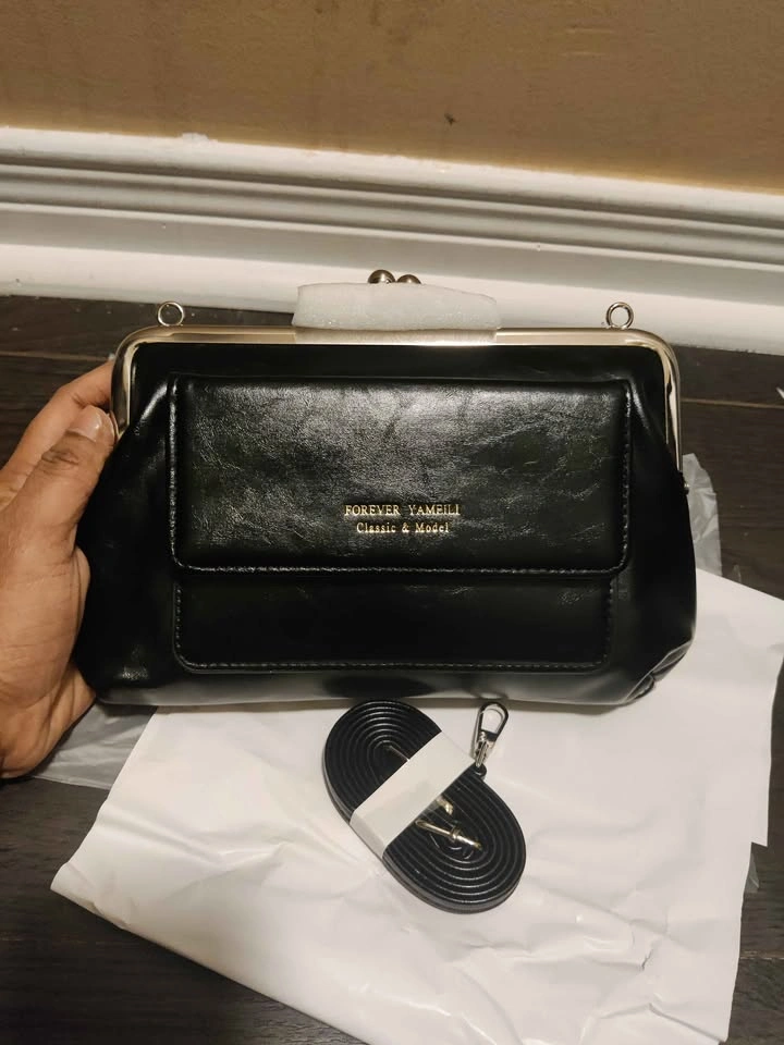 Brand new beautiful small black color wallet with strap for wome - photo 2